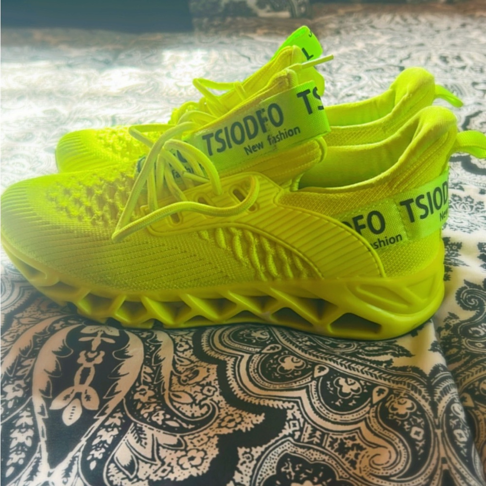Kids Neon Green Sneakers